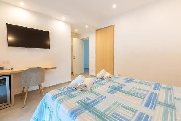 Santa Cruz Rooms & Suites Olbia Gasthuis