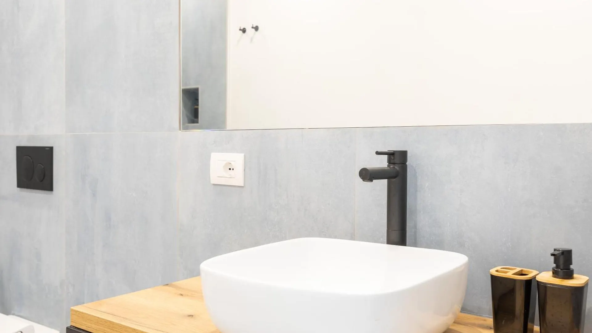 Santa Cruz Rooms & Suites Olbia 0*,